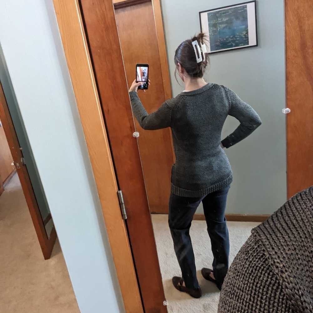 Sweaters - Picture 9 of 13